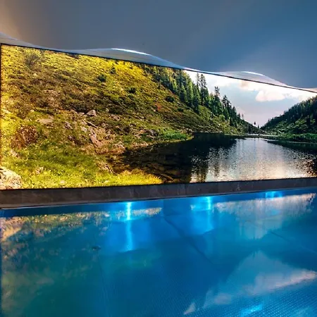 Panorama Hotel 4*