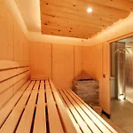 Panorama Hotel 4*