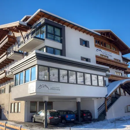 Panorama Ξενοδοχείο Ladis