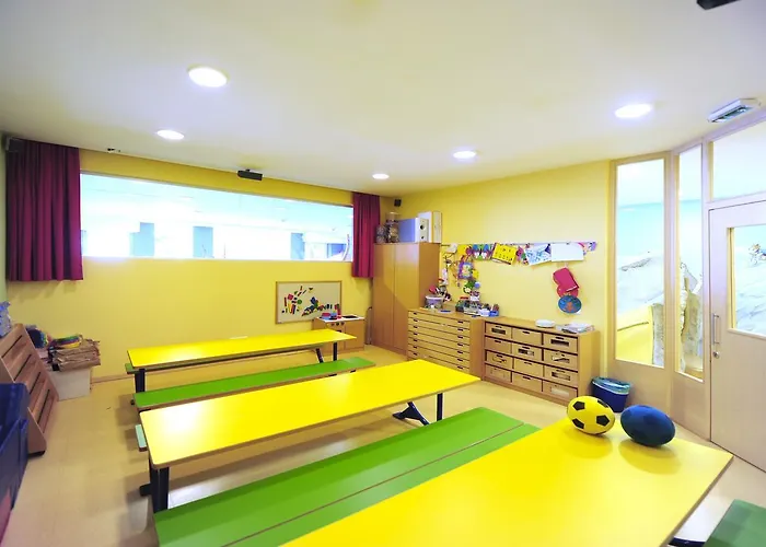 Panorama 4* Ладис